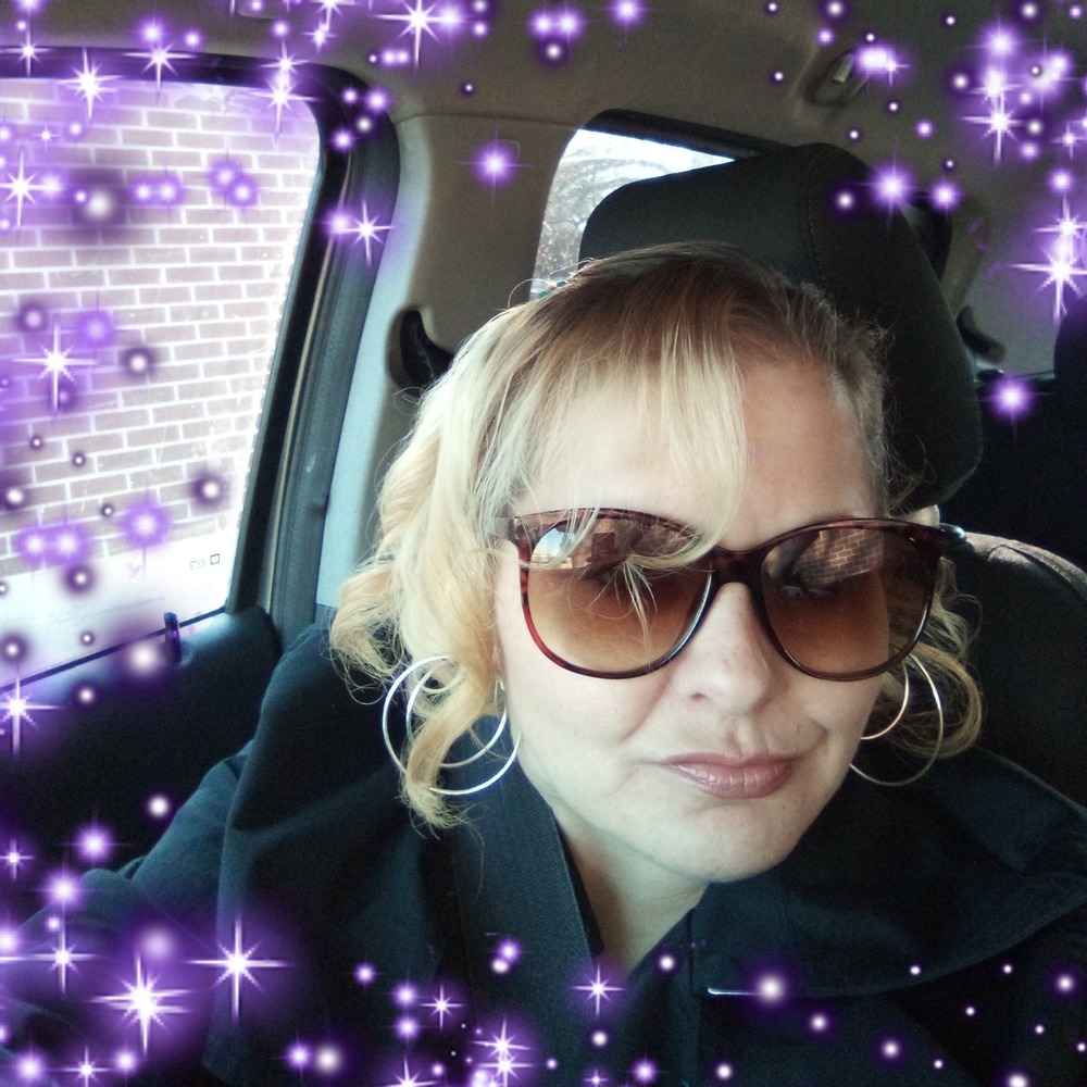 Meet your Posher, Tina